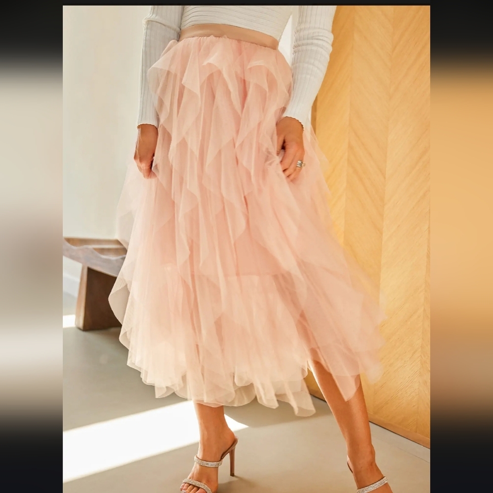 NWT Cupshe Tis' The SZN Tiered Tulle Mesh Skirt Elastic Waist Midi Small